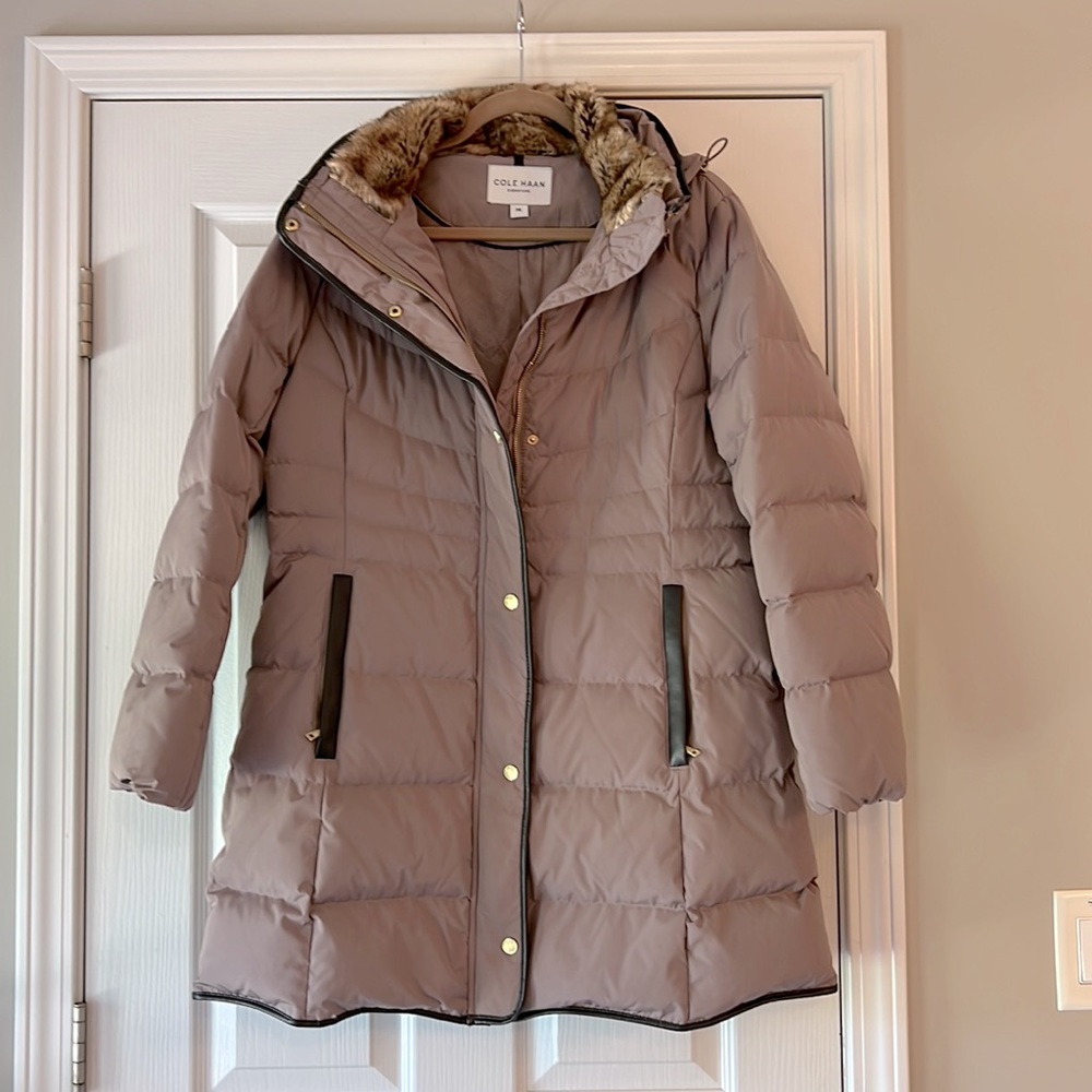 Cole Haan Signature Mauve Puffer coat size PXL